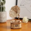 RoboTime 3D dřevěná skládačka Starožitný gramofon